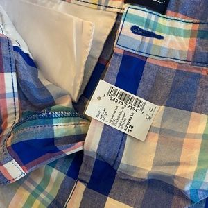 Childrens place boys plaid shorts, size 12